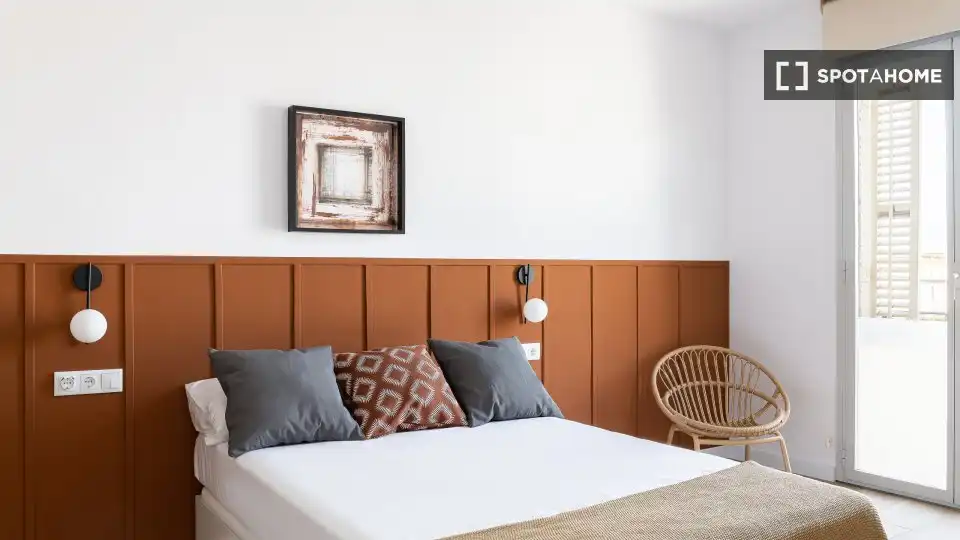 Bedroom of Flat for rent in Barcelona  with Air Conditioner, Heating and Furnished
