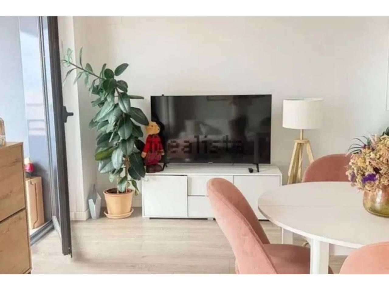 Sala d'estar de Pis en venda en  Valencia Capital amb Aire condicionat, Calefacció i Parquet