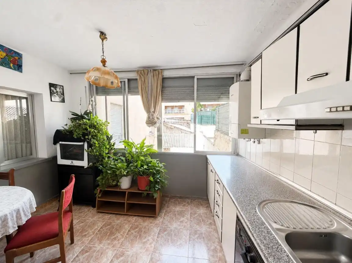 Cocina de Piso en venta en Madrid con Calefacción