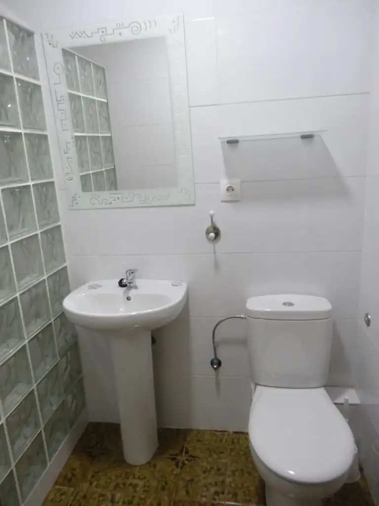 Badezimmer von Wohnung zur Miete in San Vicente del Raspeig / Sant Vicent del Raspeig mit Möbliert, Ofen und Waschmaschine