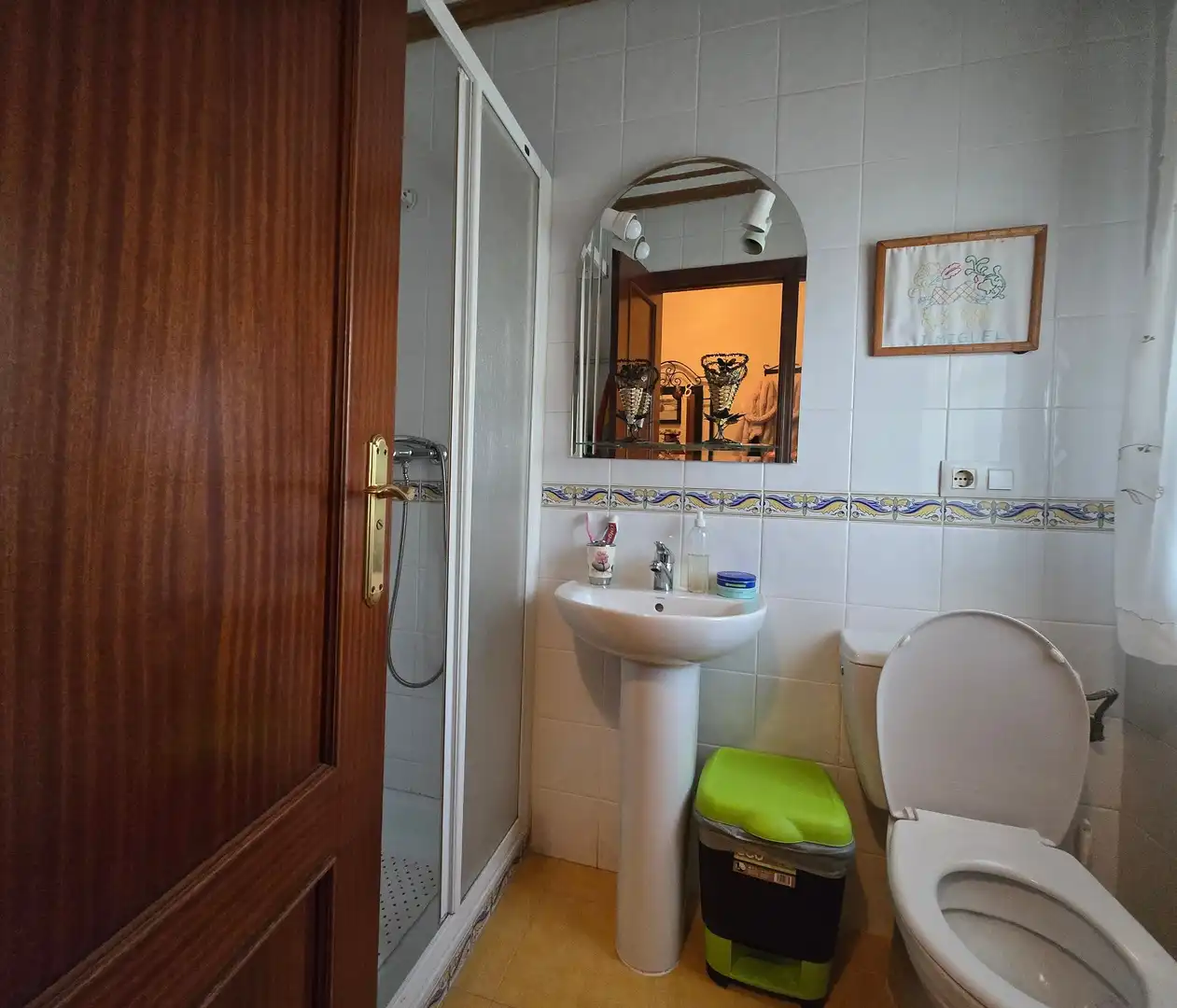 Bany de Casa adosada en venda en Dos Hermanas amb Terrassa