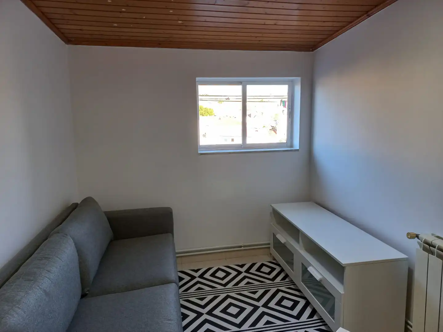 Living room of Flat for rent in Santiago de Compostela   with Heating, Furnished and Oven