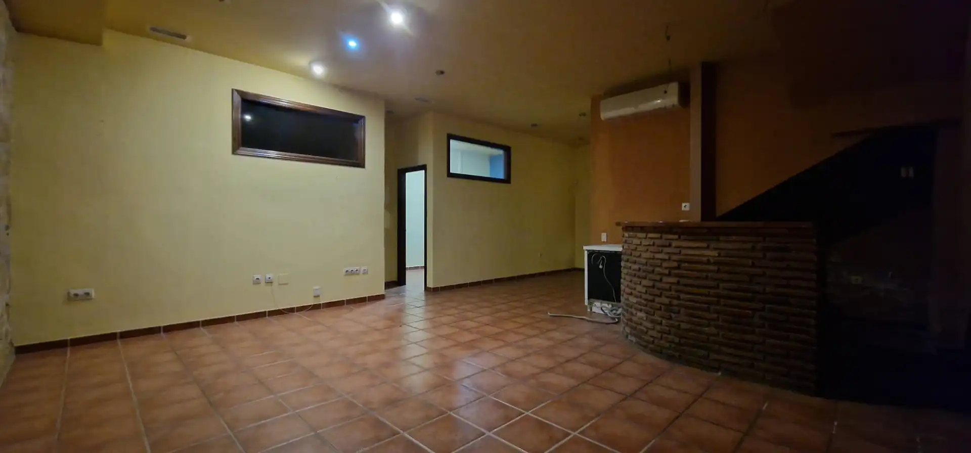Casa adosada en venta en Calle Lingüista Manuel Seco, Parque Clavero