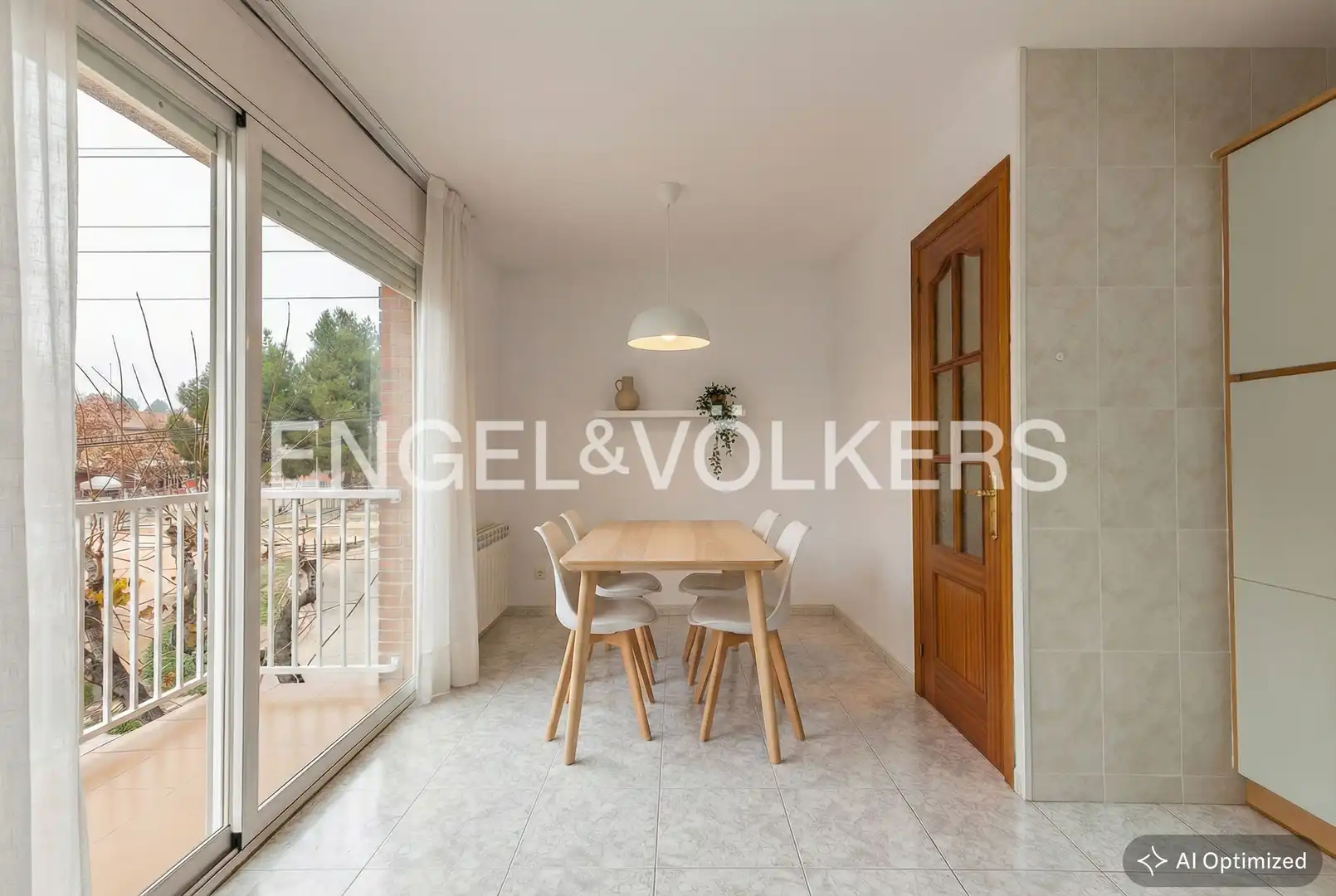 Comedor de Casa o chalet en venta en Sant Joan de Vilatorrada con Aire acondicionado, Calefacción y Jardín privado
