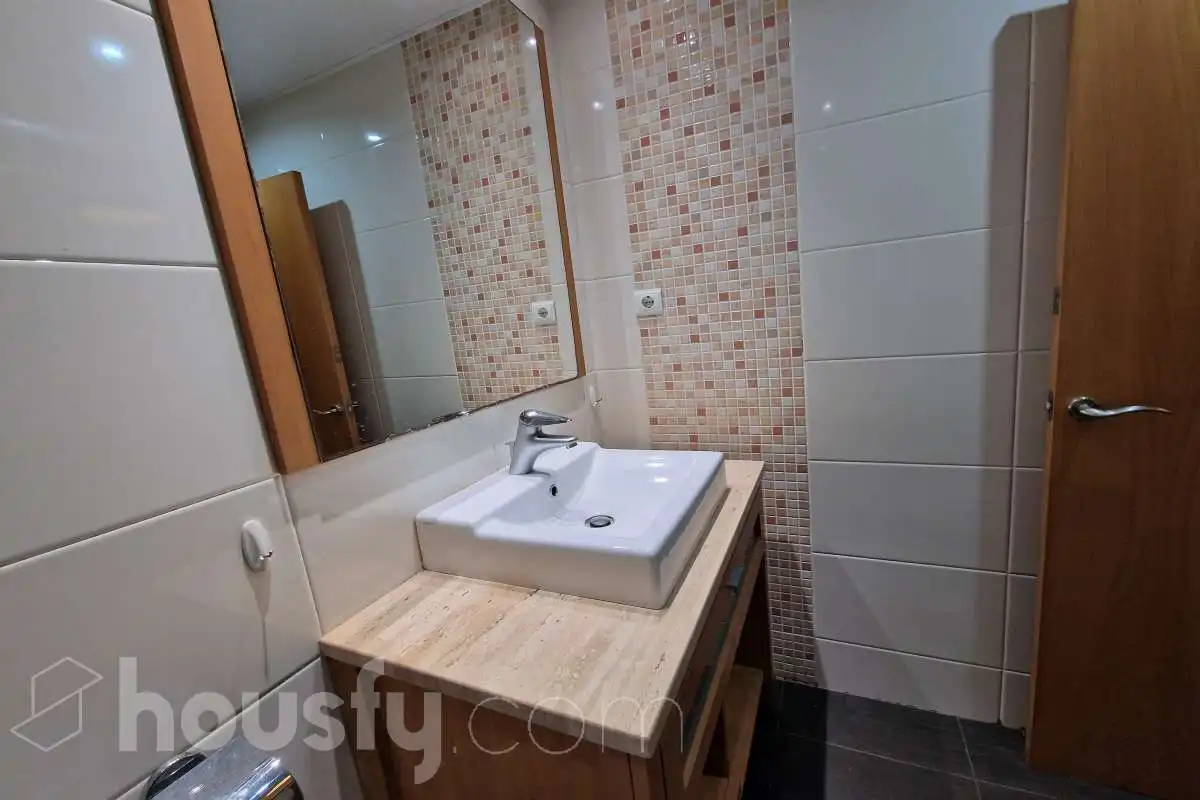 Ground floor for rent in L'Hospitalet de Llobregat, Barcelona