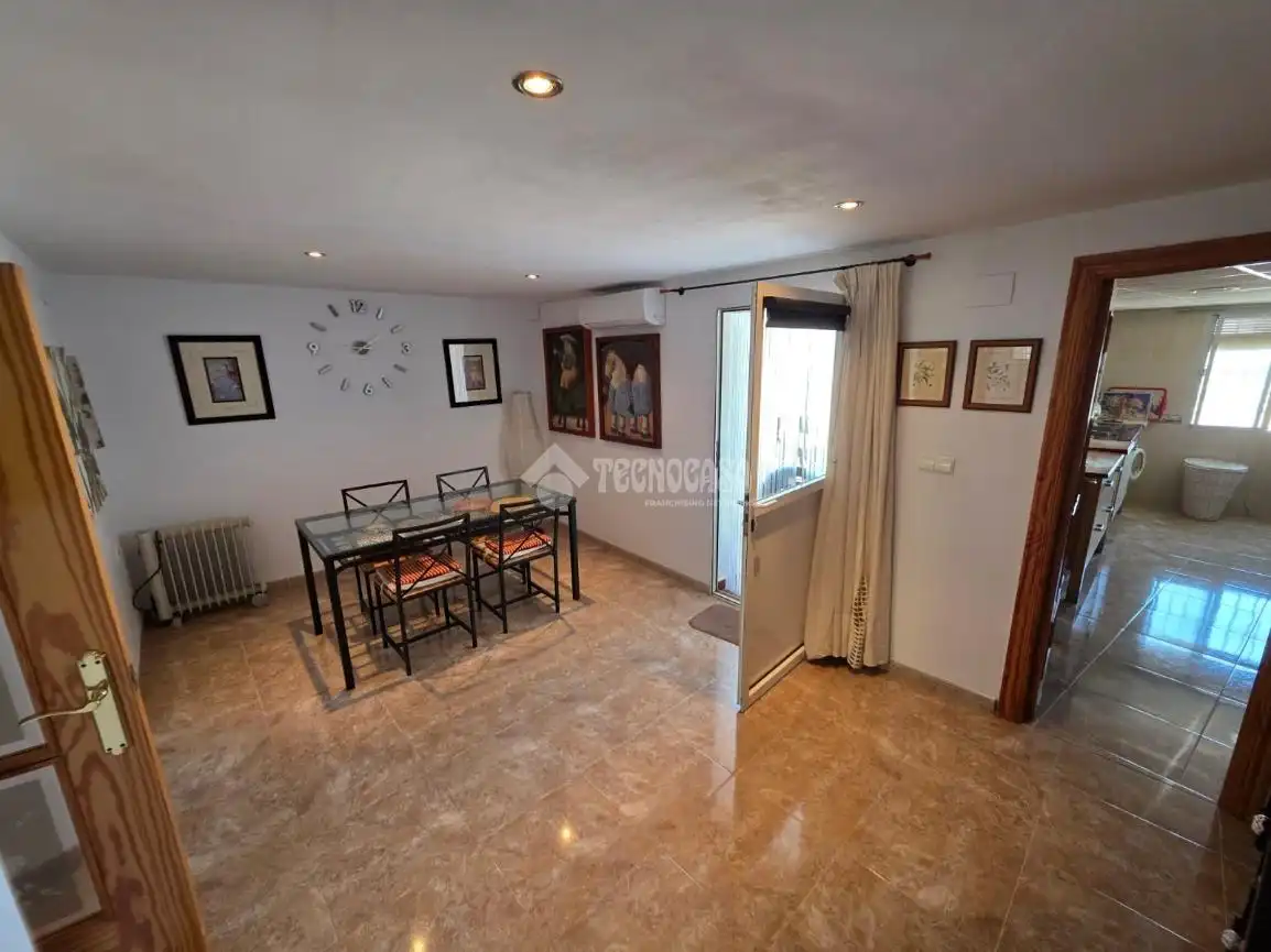 Habitatge amb terrassa en venda a Martos, imagen 4