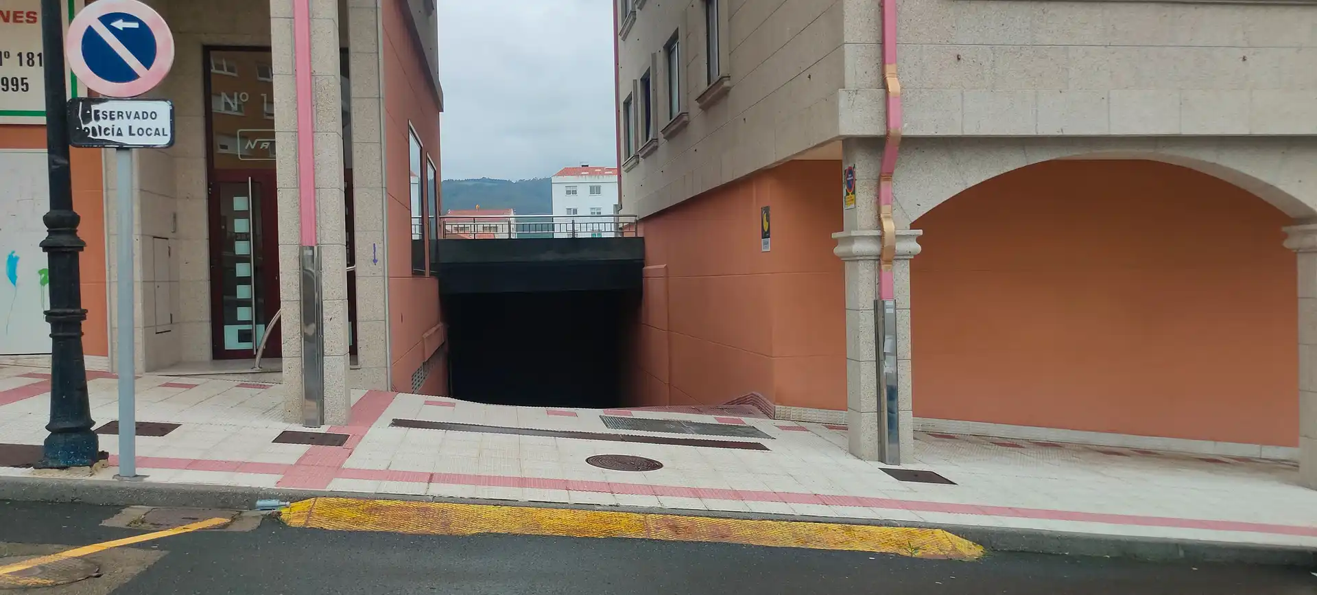 Parkplatz von Lagerraum zur Miete in Arteixo