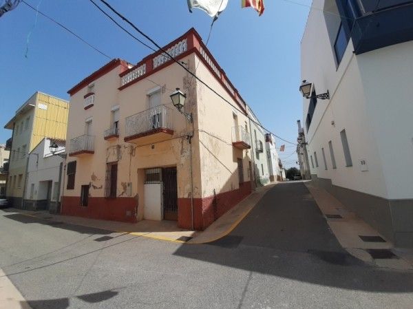 Exterior view of House or chalet for sale in Masdenverge