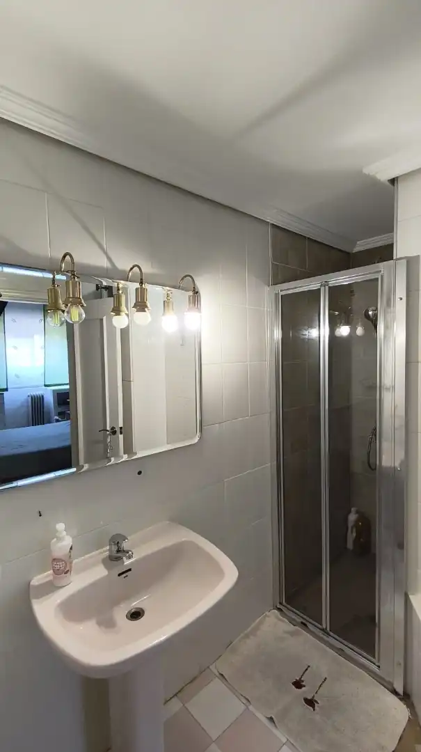 Bany de Pis en venda en Toledo amb Aire condicionat, Calefacció i Terrassa