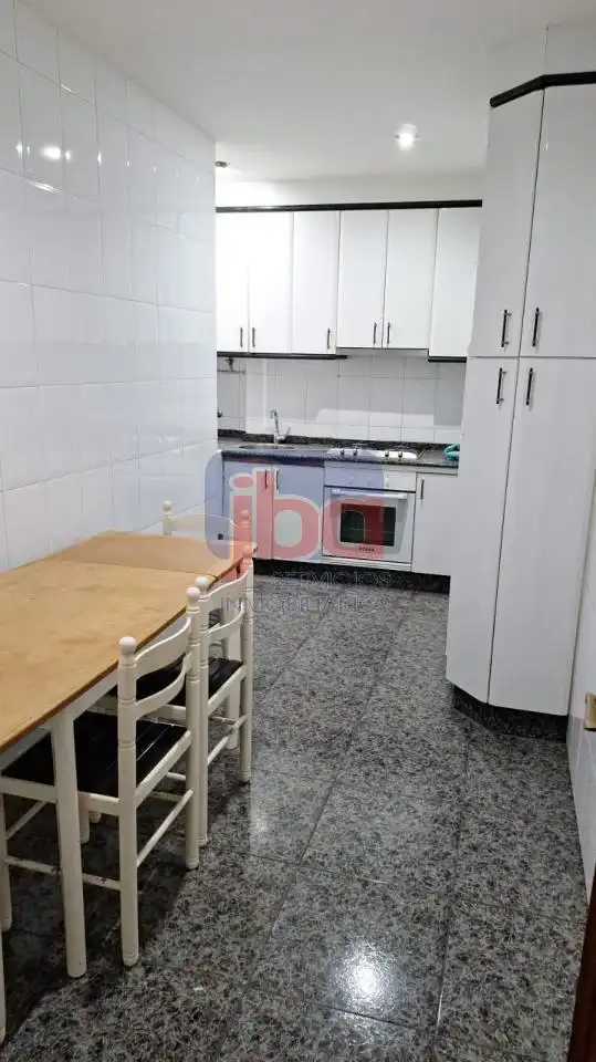 Cuina de Pis en venda en Ourense Capital  amb Parquet