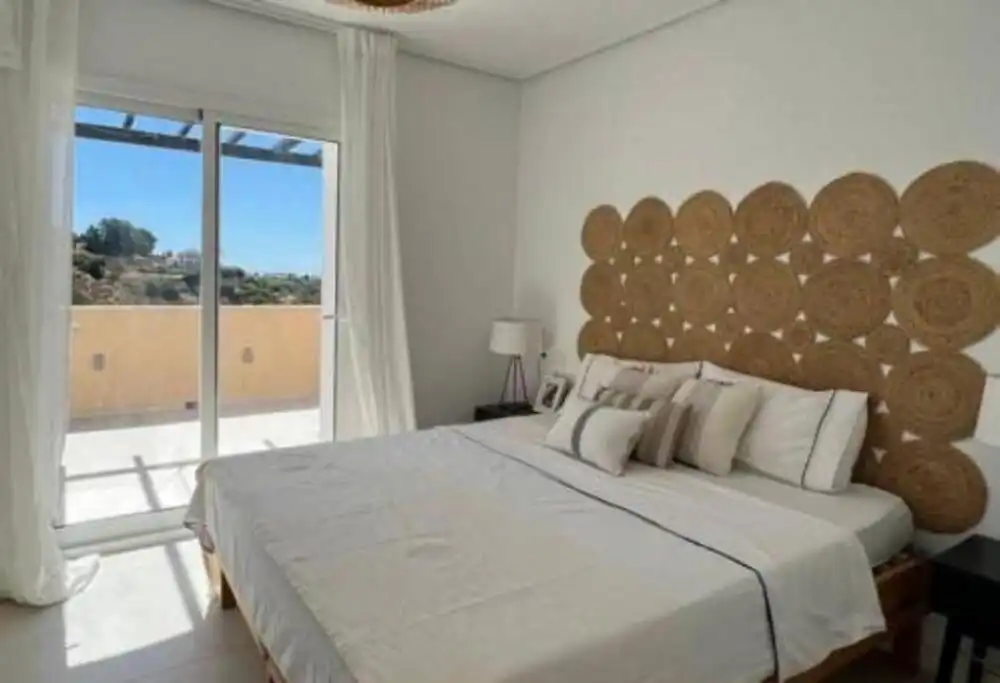 Habitación de Ático de alquiler en Marbella con Aire acondicionado, Terraza y Piscina