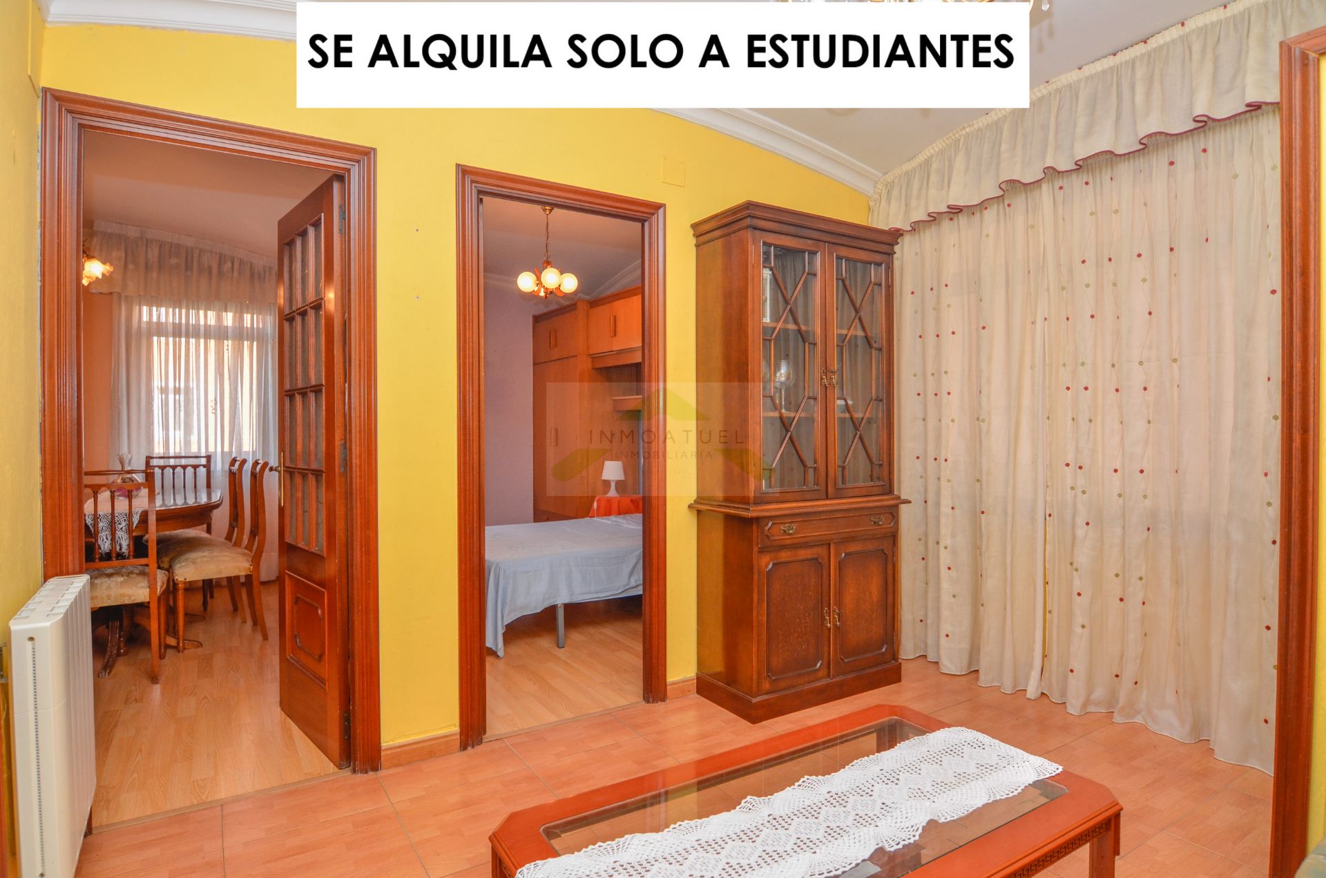 Habitación de Piso de alquiler en A Coruña Capital  con Calefacción, Amueblado y Horno
