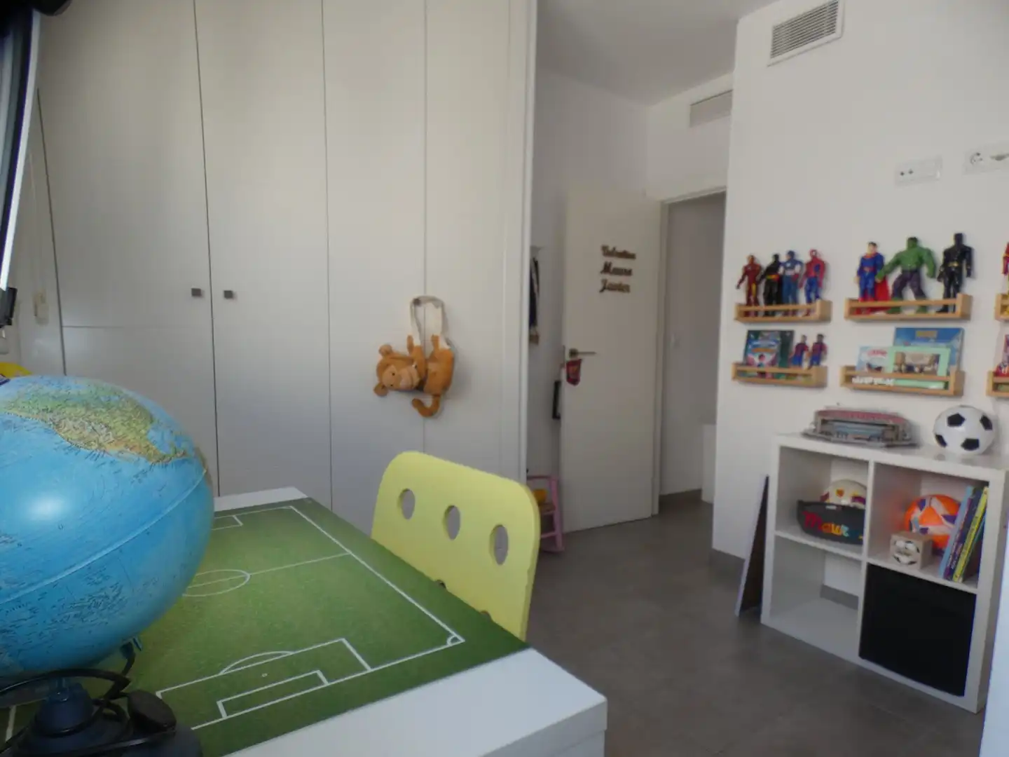 Schlafzimmer von Einfamilien-Reihenhaus zum Verkauf in San Pedro del Pinatar mit Klimaanlage, Privatgarten und Terrasse