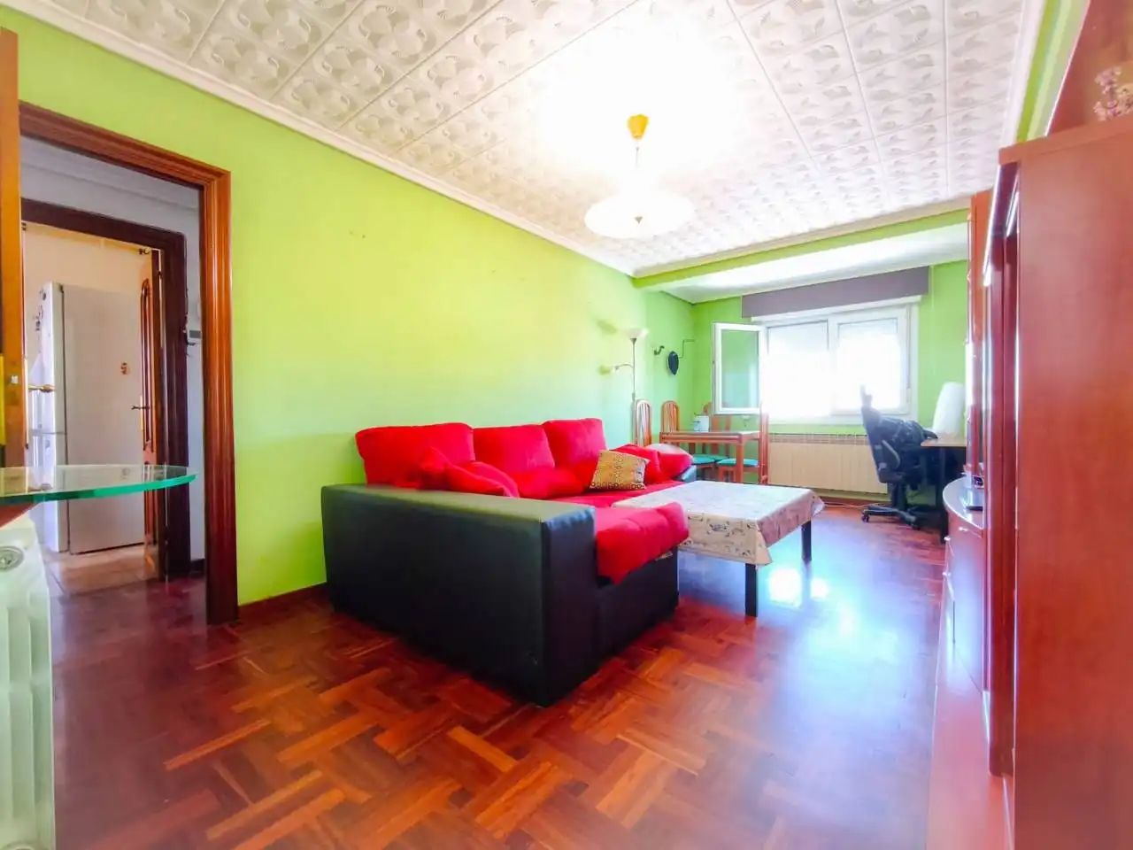 Living room of Apartments for sale in Burgos  with Heating, Parquet flooring and Terrace