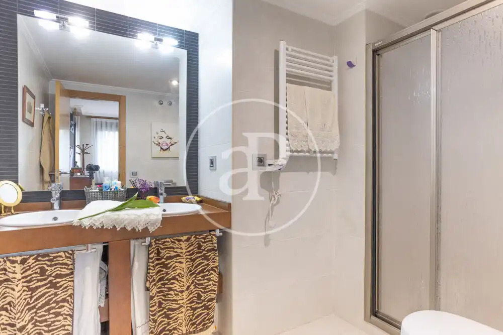 Bathroom of Detached homes for sale in Castellón de la Plana / Castelló de la Plana  with Air Conditioner, Heating and Terrace