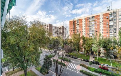 Exterior view of Flat for sale in  Madrid Capital  with Heating and Terrace