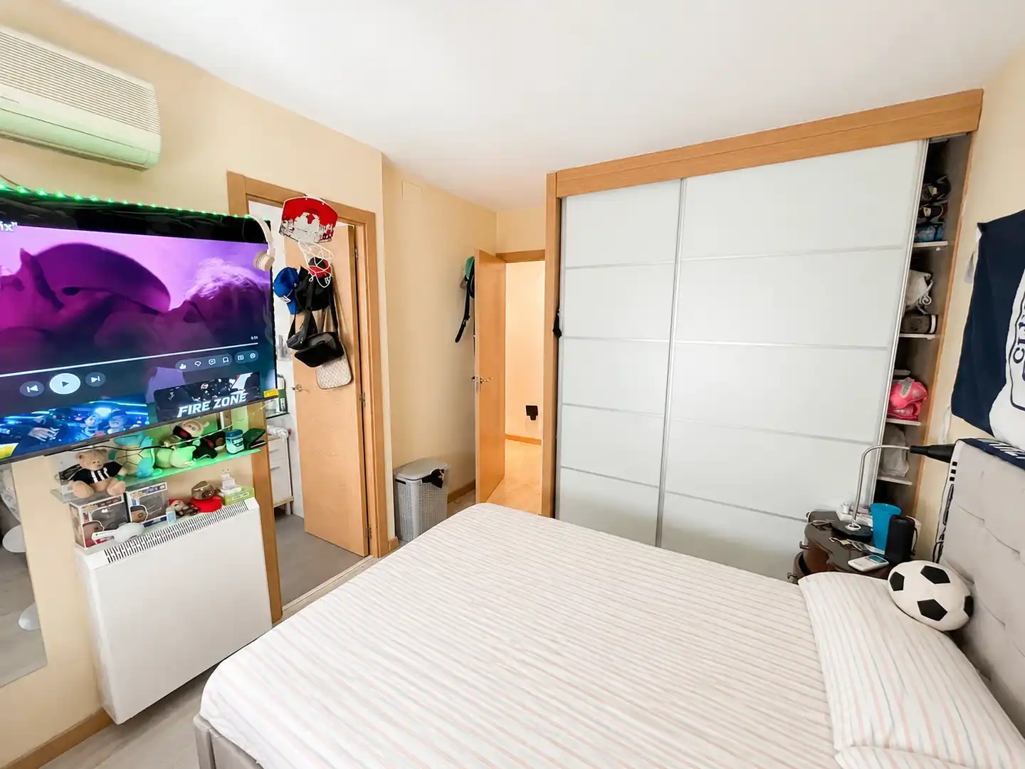 Dormitori de Apartament en venda en Madrid amb Aire condicionat