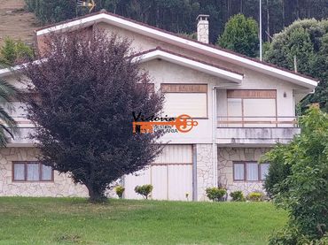 Casa amb jardí en venda a Oriñón - Allendelagua