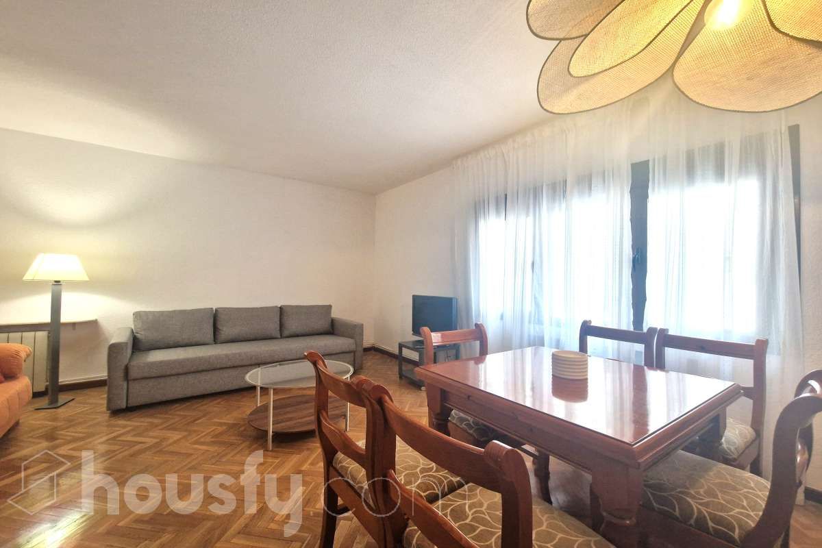 Sala de estar de Piso de alquiler en  Madrid Capital con Aire acondicionado, Calefacción y Parquet