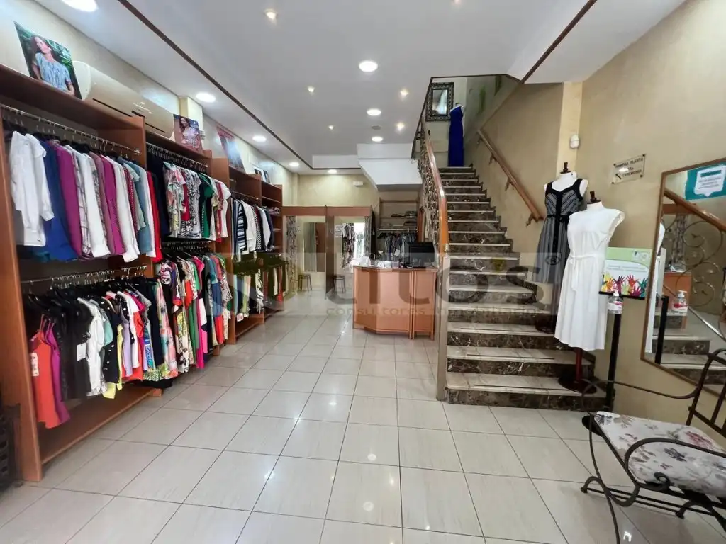Local en venta en Dos Hermanas con Aire acondicionado