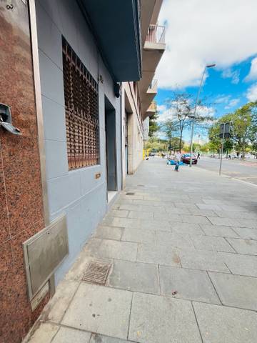Local comercial en Alquiler en Avinguda de Sant Ramon Nonat en La Maternitat i Sant Ramon