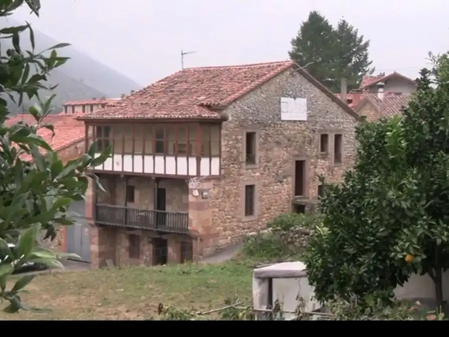 Casa rústica en venda a Barrio Celis 15, imagen 2