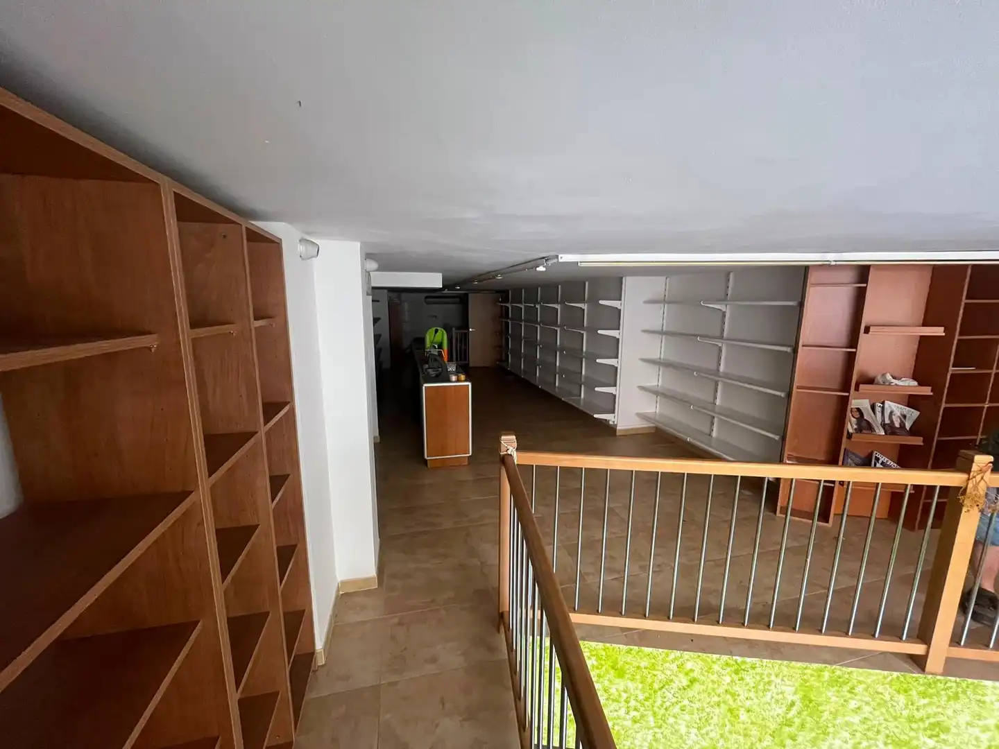 Gewerbefläche zum Verkauf in Carrer de Santa Madrona 13, imagen 4