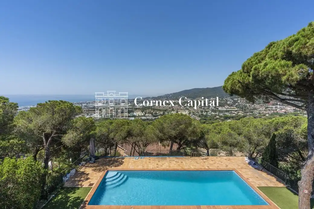 House with pool for sale in Cabrils, imagen 2