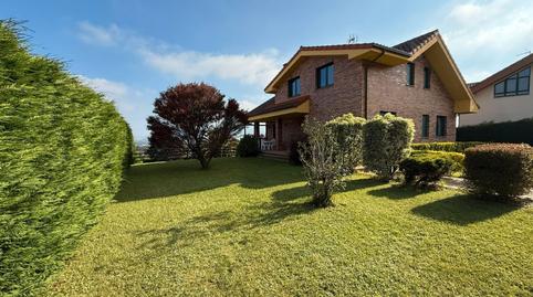 Foto 2 de Casa o chalet en venta en Lugar Castañera, 75, Llanera, Asturias