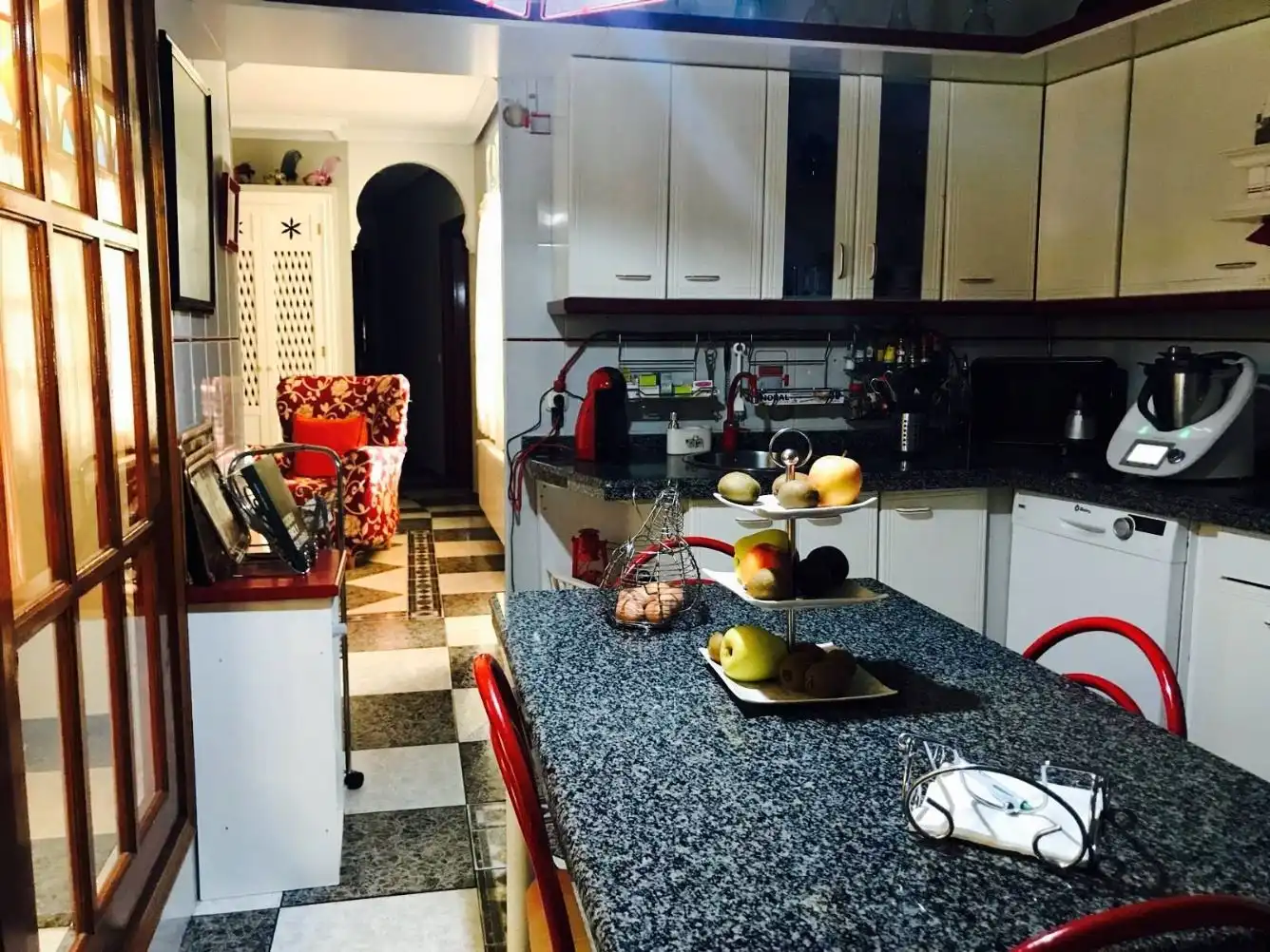 Kitchen of Flat for sale in Llerena  with Air Conditioner, Oven and Washing machine