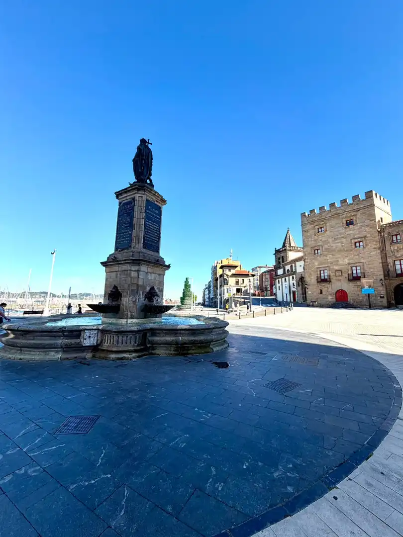 Außenansicht von Wohnung zum Verkauf in Gijón  mit Heizung