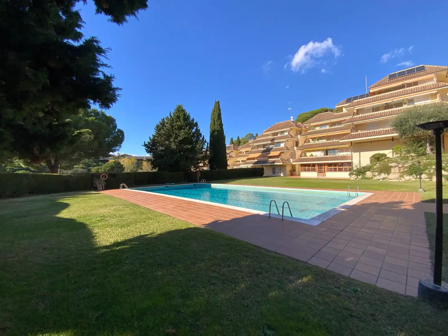 Schwimmbecken von Dachboden zum Verkauf in Sant Vicenç de Montalt mit Klimaanlage, Heizung und Abstellraum