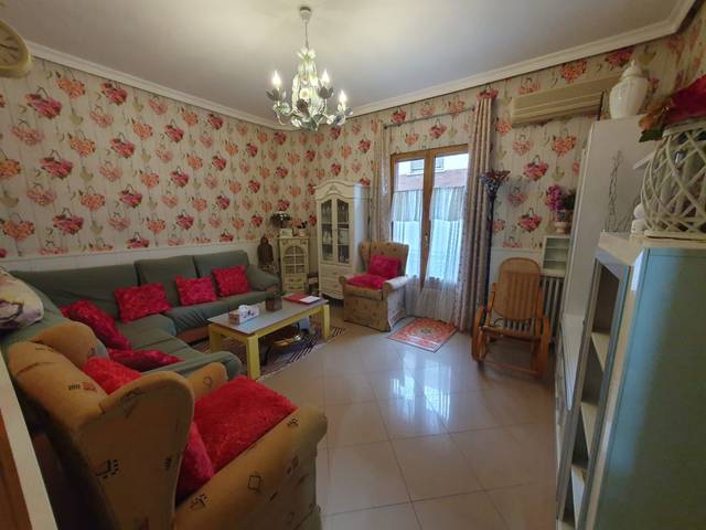 Casa-chalet en Venta en Centro