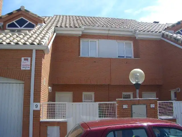 Exterior view of Detached homes for rent in Aldeamayor de San Martín  with Heating, Private garden and Parquet flooring