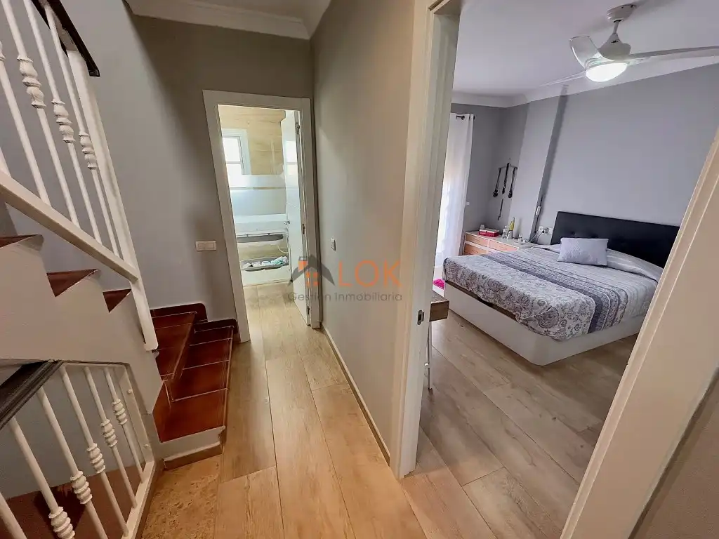 Houses for sale in Calle Antonio Jose Velasco, Churriana - El Pizarrillo - La Noria-Guadalsol