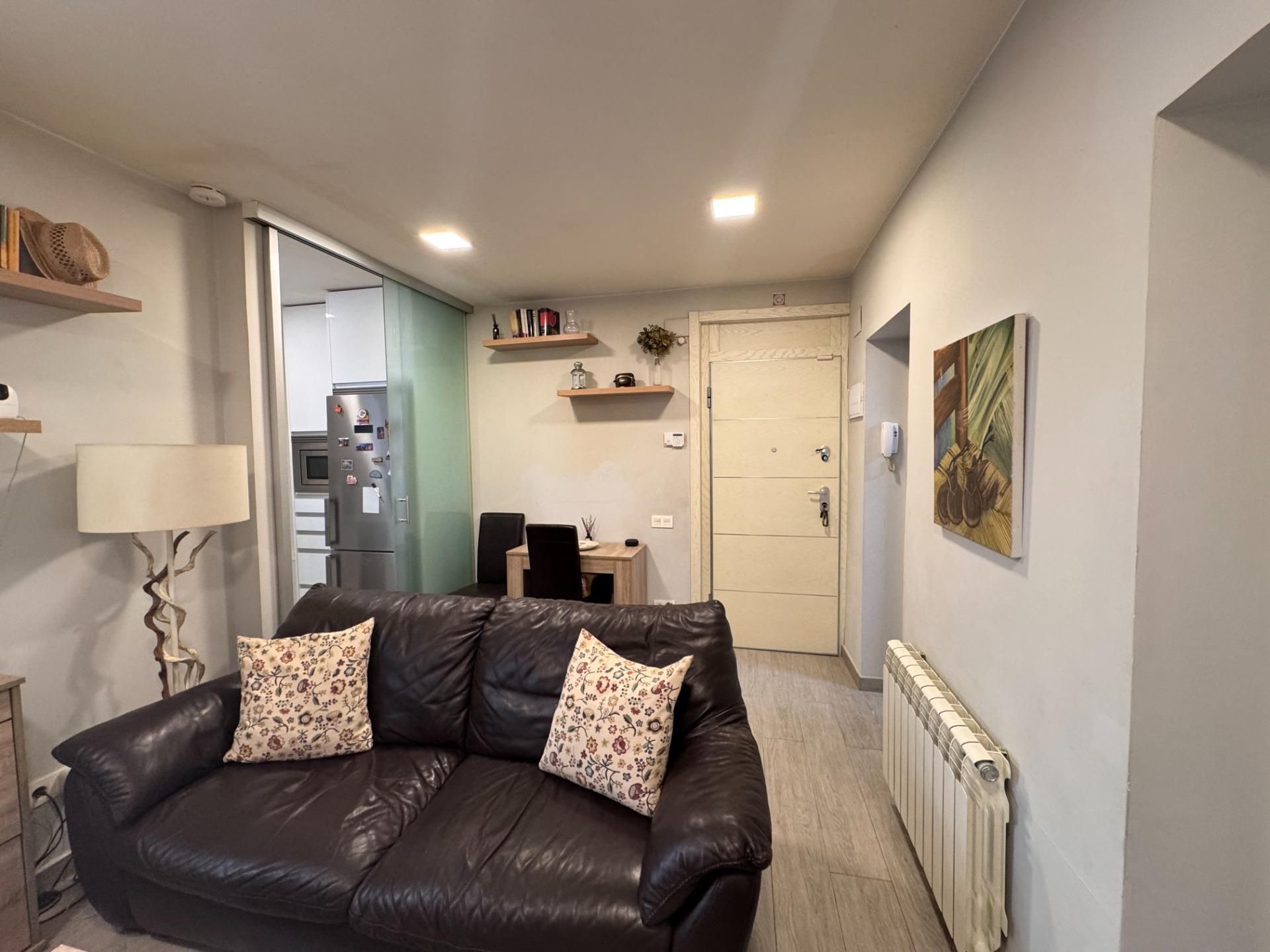 Living room of Flat for sale in  Madrid Capital  with Heating