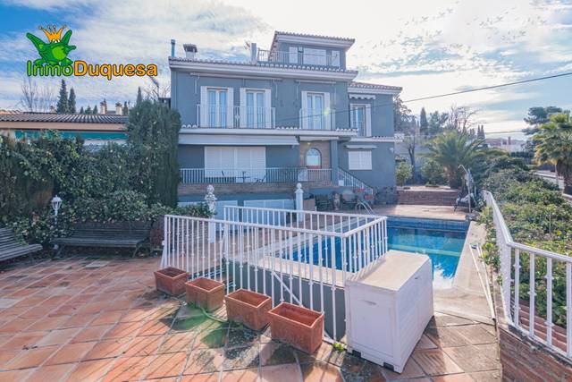 Casa-chalet en Venta en Barrio de la Vega