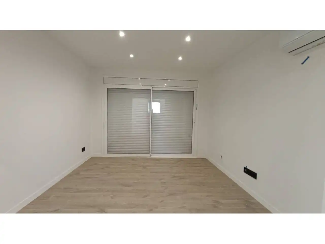 Piso en venta en Santa Eulàlia de Ronçana con Aire acondicionado, Calefacción y Parquet