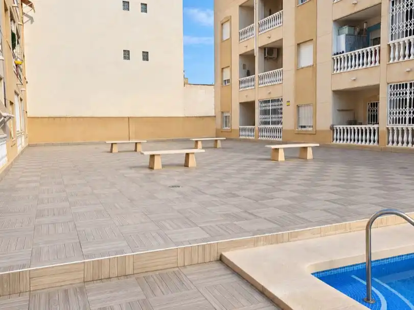 Terraza de Piso en venta en Torrevieja con Aire acondicionado, Terraza y Balcón