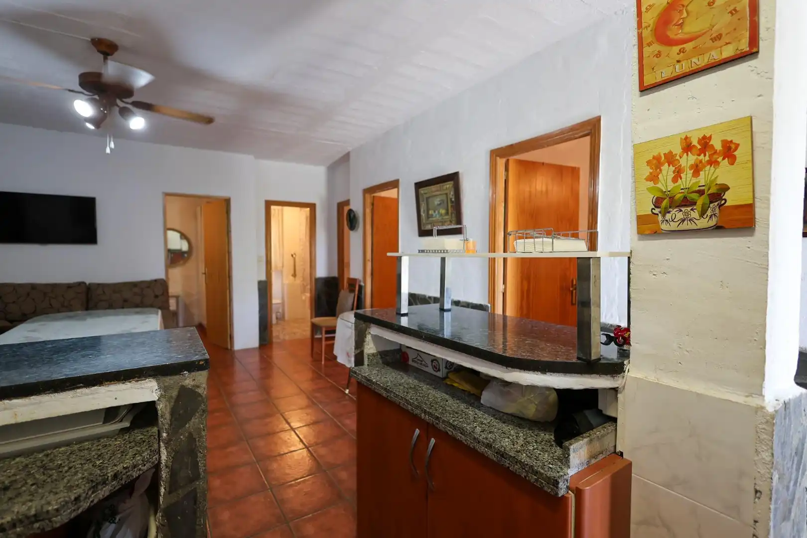 Cuina de Casa o xalet en venda en Cogollos de la Vega amb Piscina