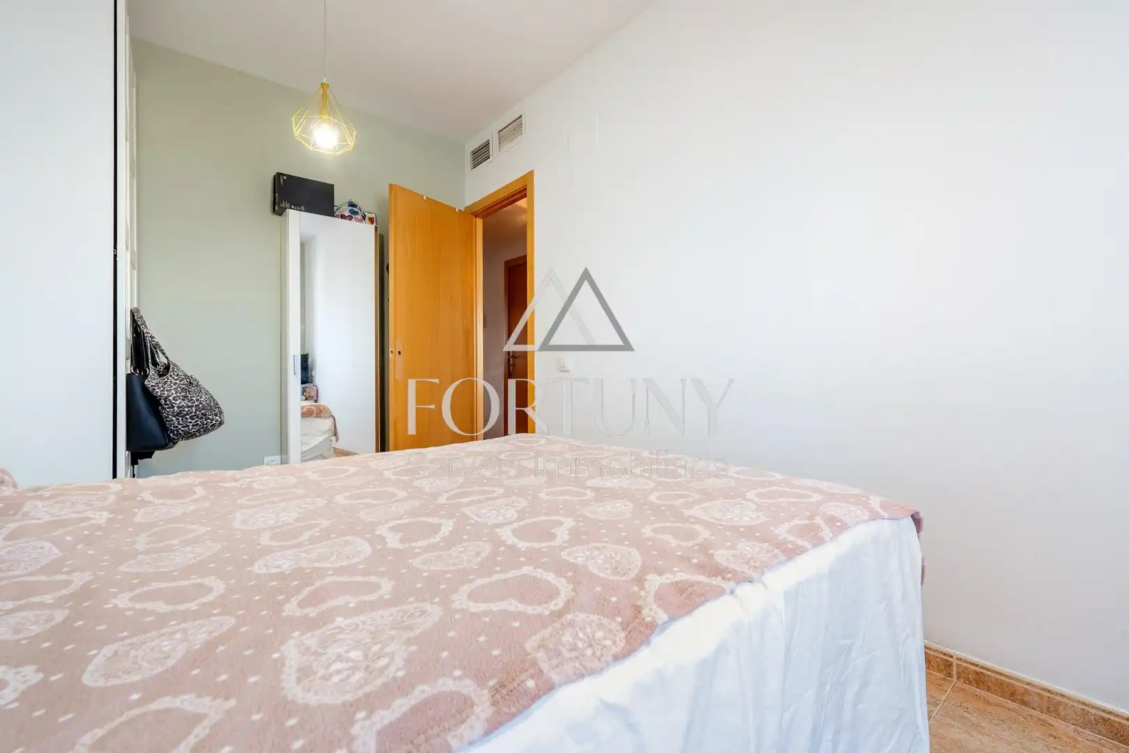 Habitación de Piso en venta en La Pobla de Mafumet con Balcón