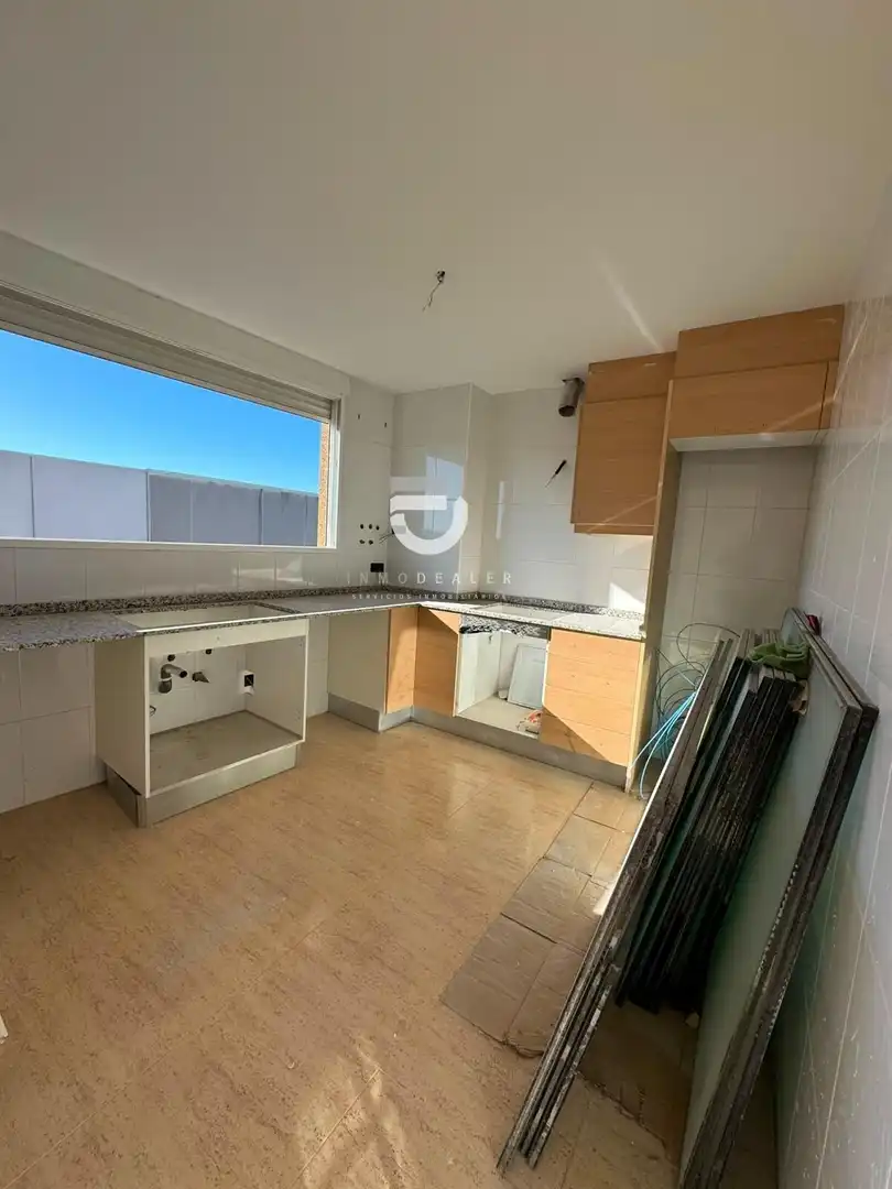 Küche von Dachboden zum Verkauf in Gandia mit Privatgarten, Terrasse und Balkon