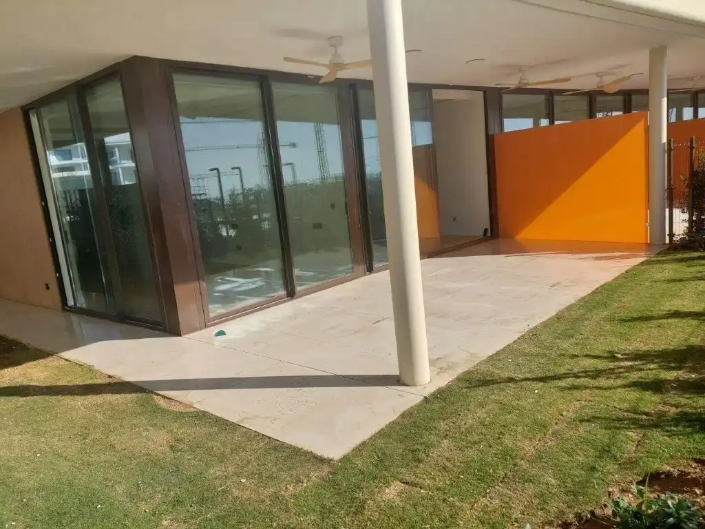 Terrassa de Apartament en venda en Benalmádena amb Aire condicionat, Calefacció i Jardí privat