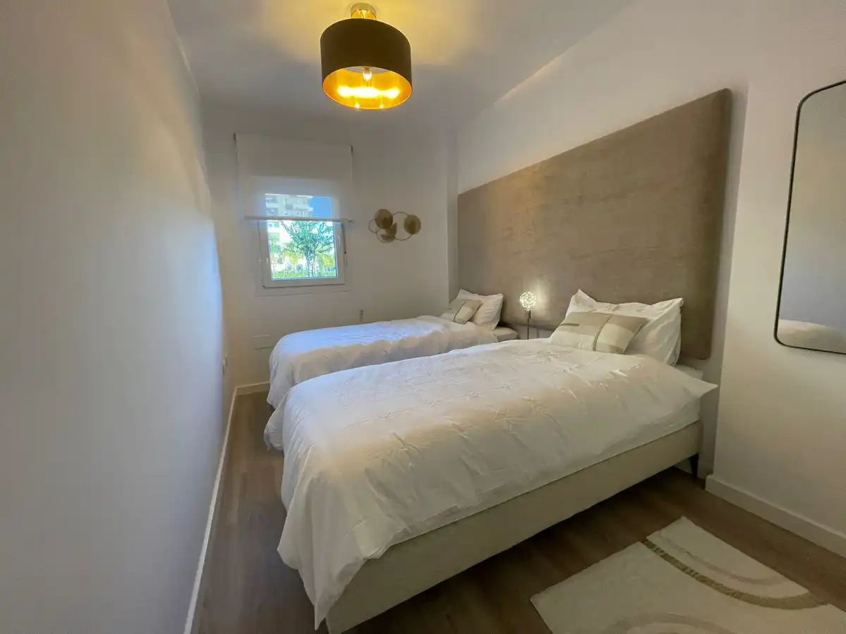 Ground floor for rent in QUEVEDO, 8, Rodeo Alto - Guadaiza - La Campana