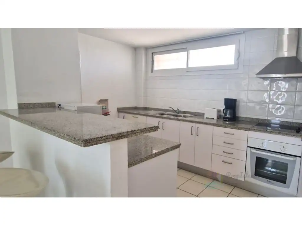 Apartament de lloguer a Calle De La Mediterrania, Ses Figueretes - Platja d'en Bossa - Cas Serres