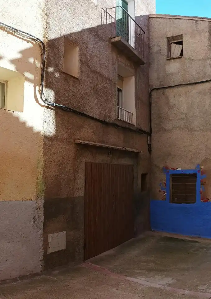 Vista exterior de Casa o chalet en venta en Villarroya de la Sierra con Trastero y Balcón