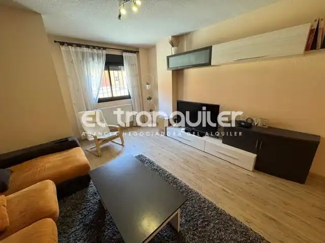 Sala de estar de Piso de alquiler en Navalcarnero con Aire acondicionado, Terraza y Trastero