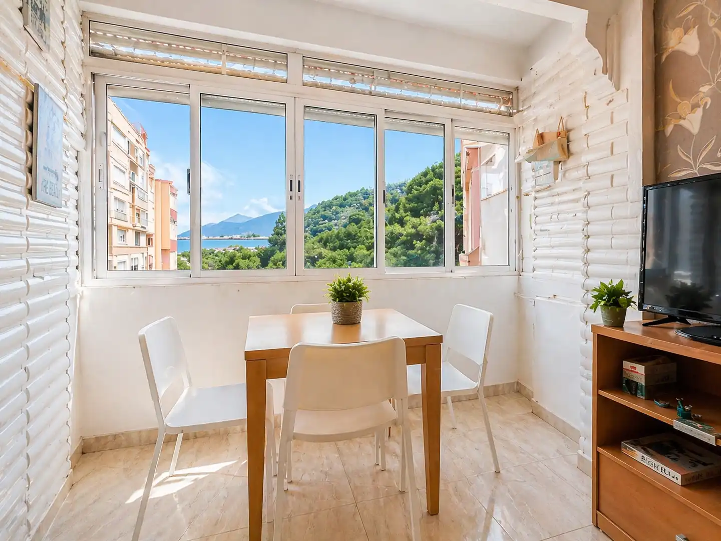 Esszimmer von Wohnung zum Verkauf in Benalmádena mit Klimaanlage, Terrasse und Möbliert