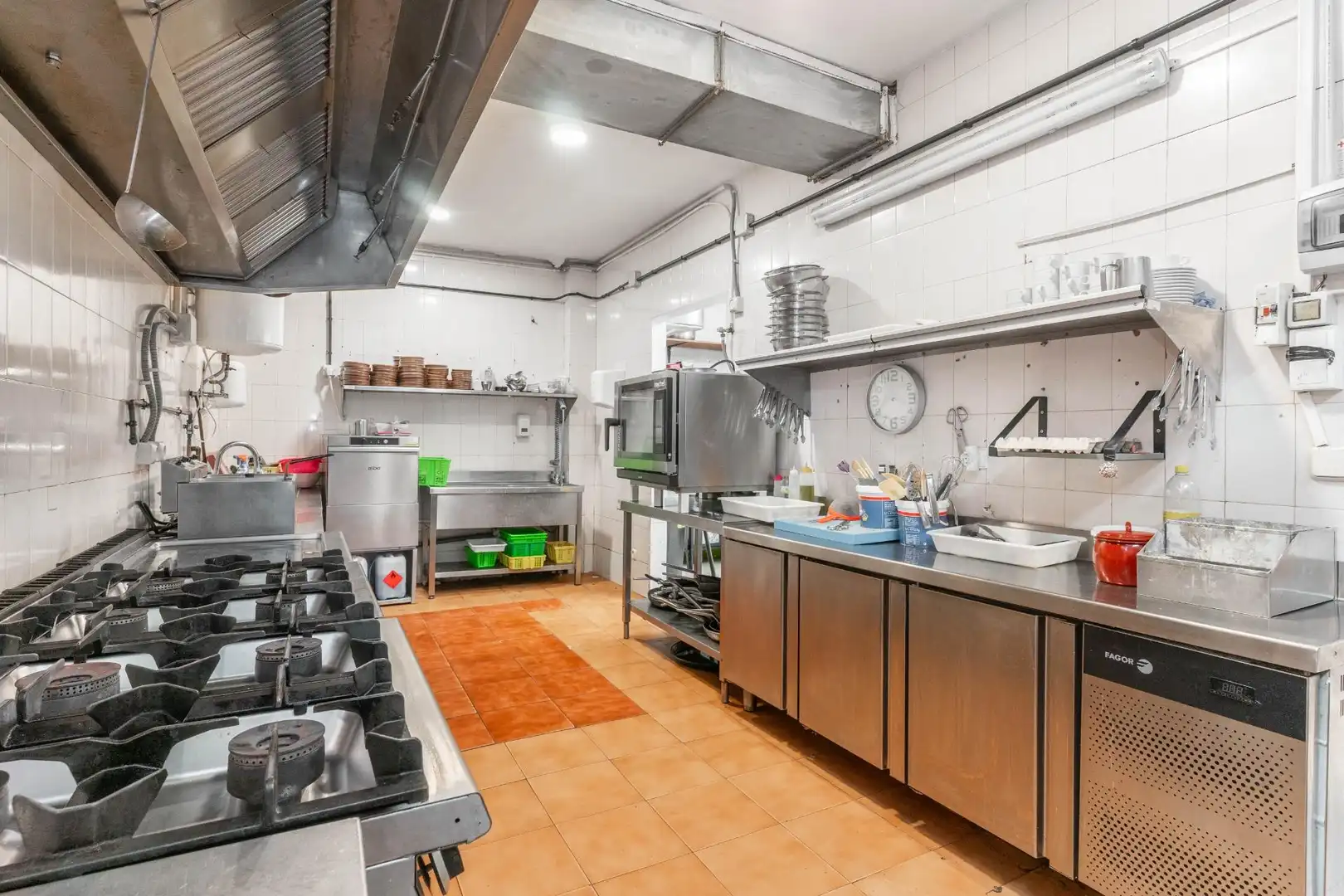 Cocina de Local en venta en Gijón  con Amueblado