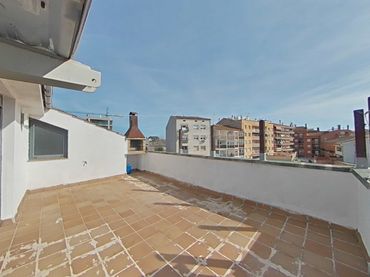 Duplex with balcony for sale in Sant Maurici